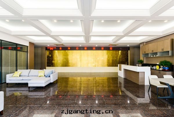 辦(bàn)公(gōng)室(shì)內(nèi)大(dà)廳